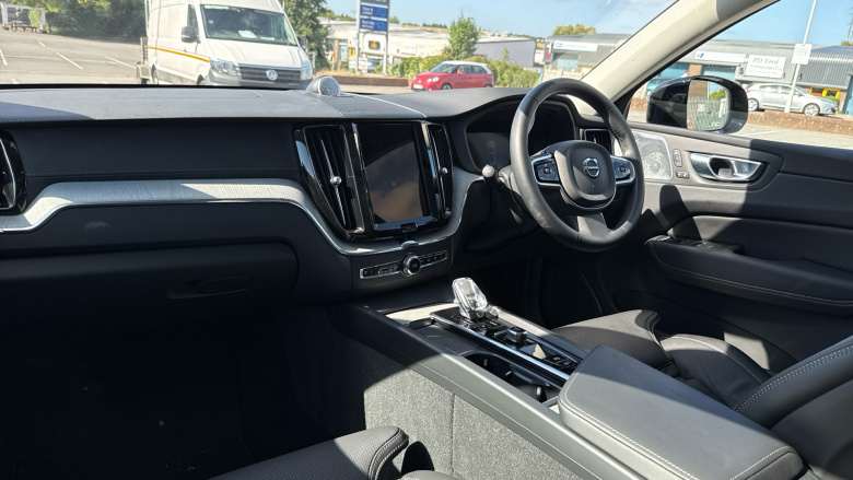 Volvo XC60 2.0 T8 [455] PHEV Ultra Dark 5dr AWD Geartronic Estate